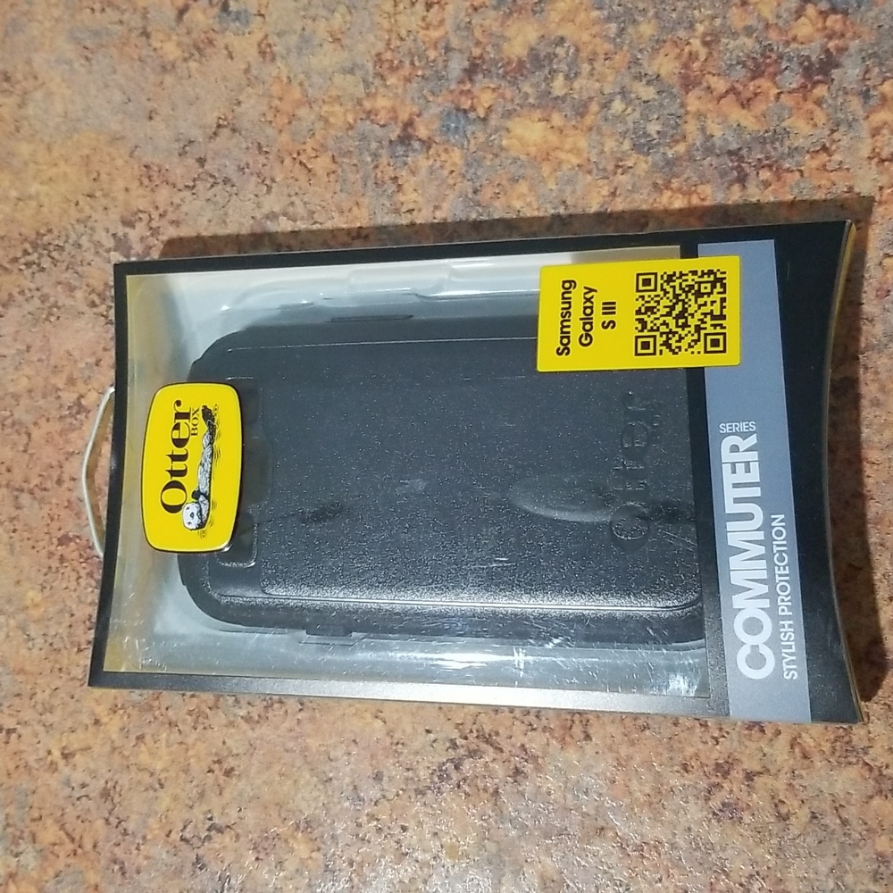Otter box commuter series 2 layer protection for Samsung Galaxy S3